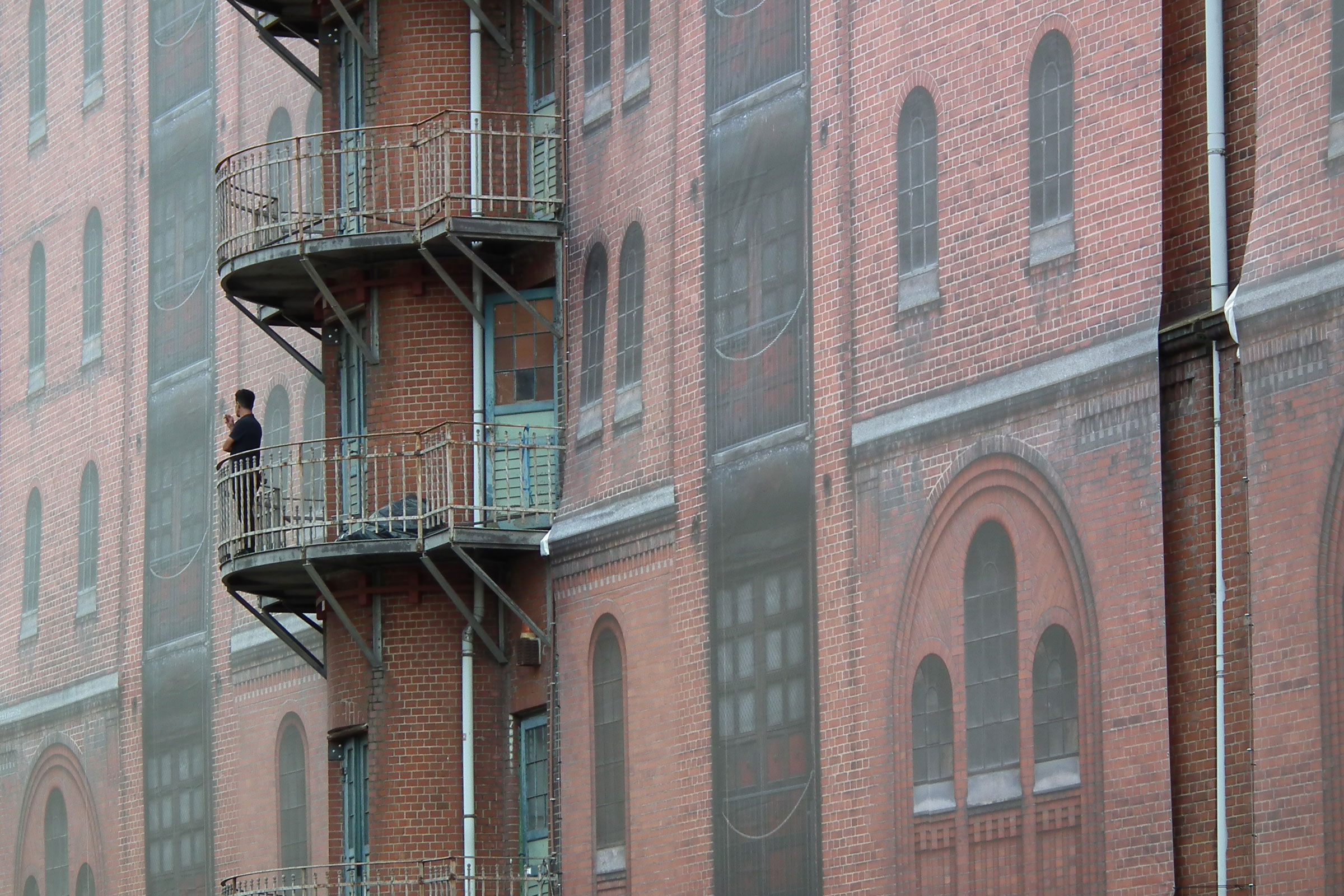 Fassadenbanner Speicherstadt Block X, Wasserseite